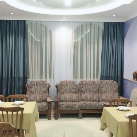 Sunny Hotel Batumi Makhinjauri Esterno foto
