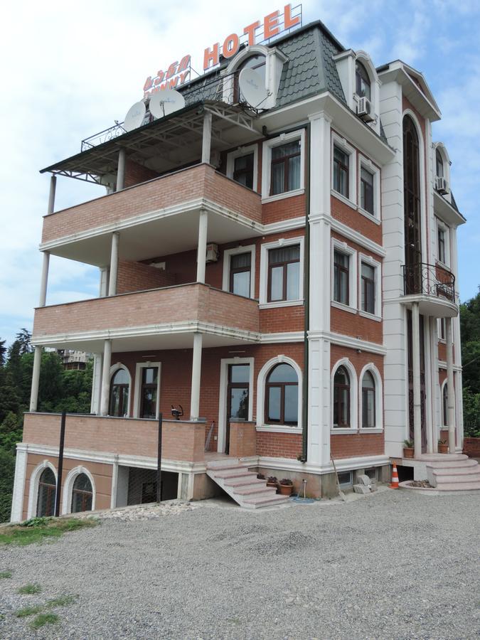 Sunny Hotel Batumi Makhinjauri Esterno foto