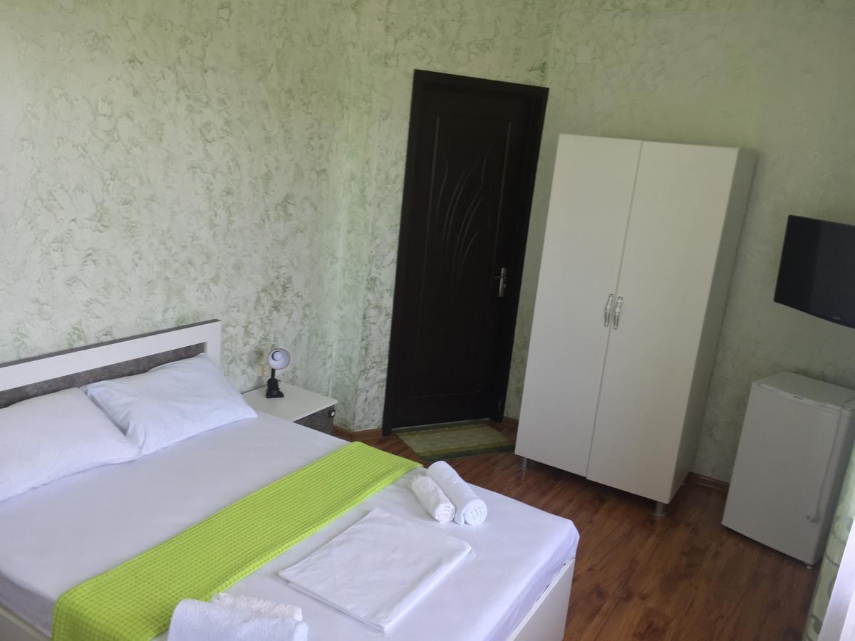 Sunny Hotel Batumi Makhinjauri Esterno foto