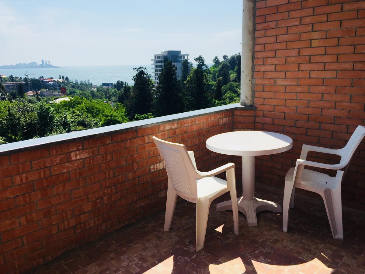 Sunny Hotel Batumi Makhinjauri Esterno foto