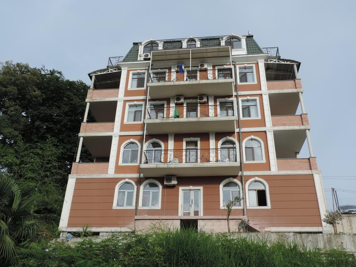 Sunny Hotel Batumi Makhinjauri Esterno foto